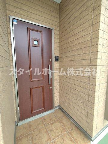 おがさわら和の家新屋町貸家群の玄関