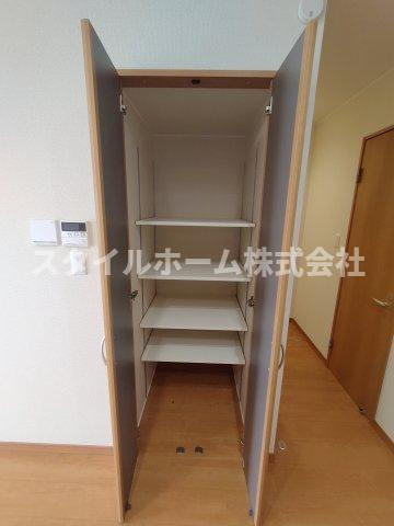 おがさわら和の家新屋町貸家群の収納