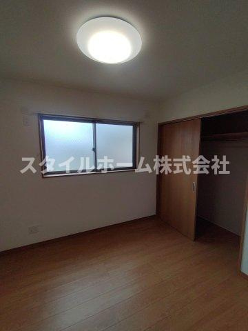 おがさわら和の家新屋町貸家群の居間・リビング