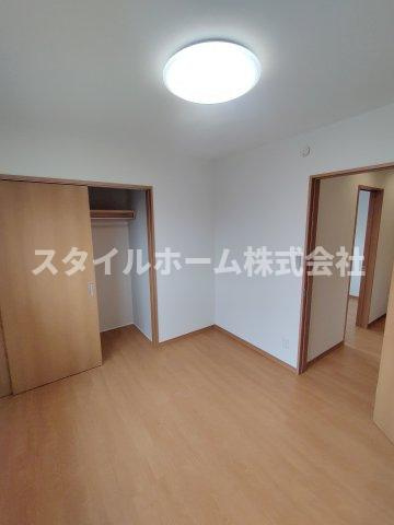 おがさわら和の家新屋町貸家群の居間・リビング