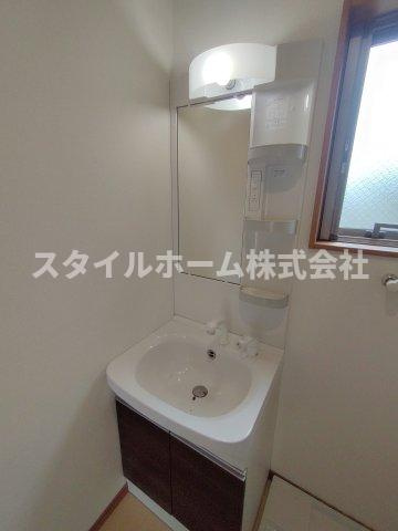 おがさわら和の家新屋町貸家群の洗面所