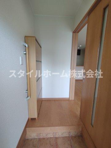 おがさわら和の家新屋町貸家群の玄関