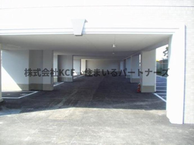 【駐車場】 | 北野ガーデンコート | 駐車場です