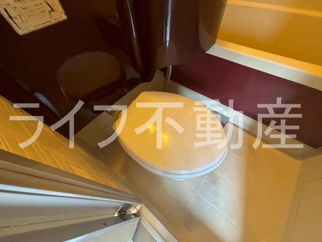 ロイヤル俊徳Ⅱのトイレ|シンプルで使いやすいトイレです