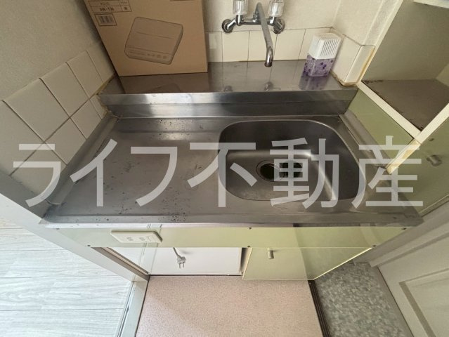 ロイヤル俊徳Ⅱのキッチン|お料理しやすいキッチンです