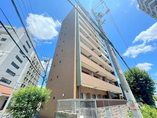 エスリード新大阪コンフォールⅠ番館の外観