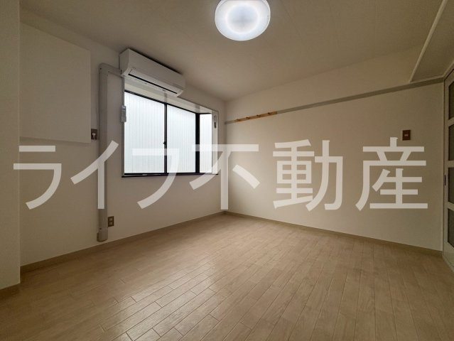 ロイヤル俊徳Ⅱの居間・リビング|ゆったり過ごせるリビングです