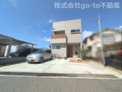 【前面道路含む現地写真】 | 明石市大久保町大久保町 | 1階・2階ともに床は無垢材を使用しています！