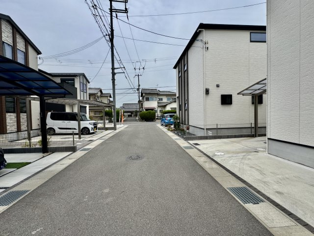 泉南市新家2期の前面道路含む現地写真|堂々完成につき、いつでもご案内可能です！