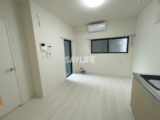 oeilletの居間・リビング