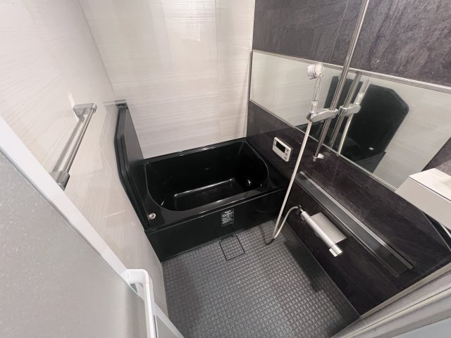 ユニハイム明石の浴室