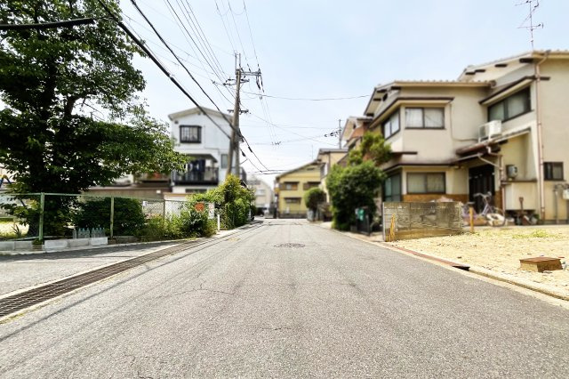 【前面道路含む現地写真】の画像