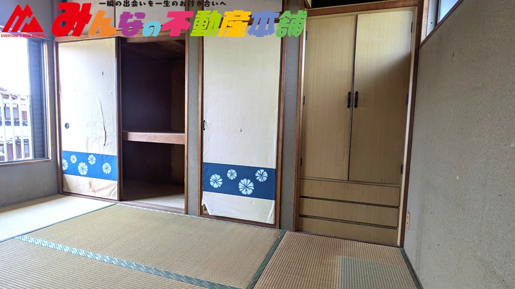 久留米市高良内町の中古一戸建の収納