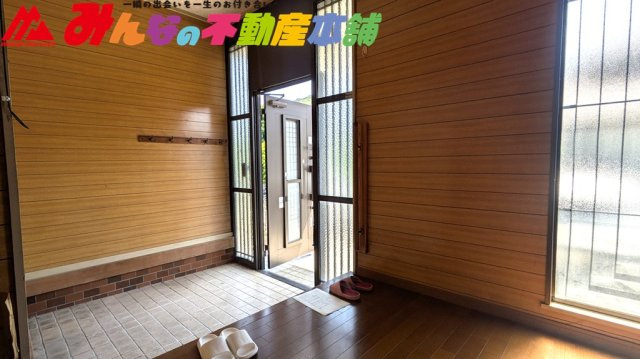 久留米市高良内町の中古一戸建の玄関