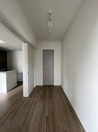 【寝室】ロイヤルパークス品川