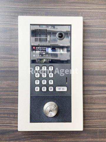 イースタンヒルズ覚王山のエントランス