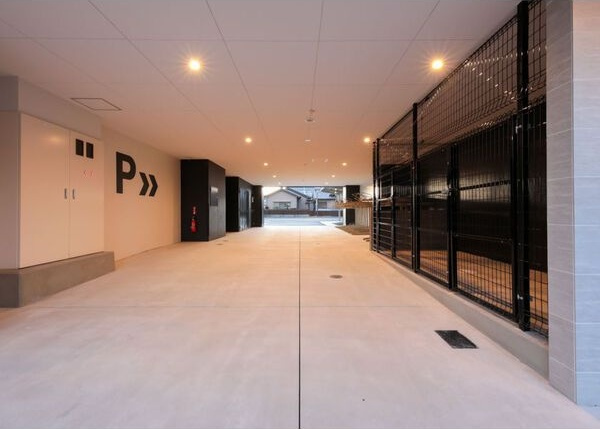 BMG RESIDENCEのエントランス