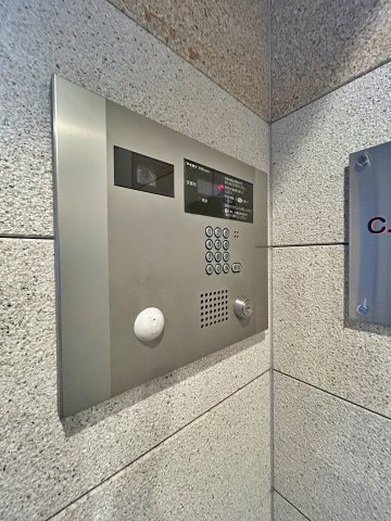 C.P.Pure1608のエントランス