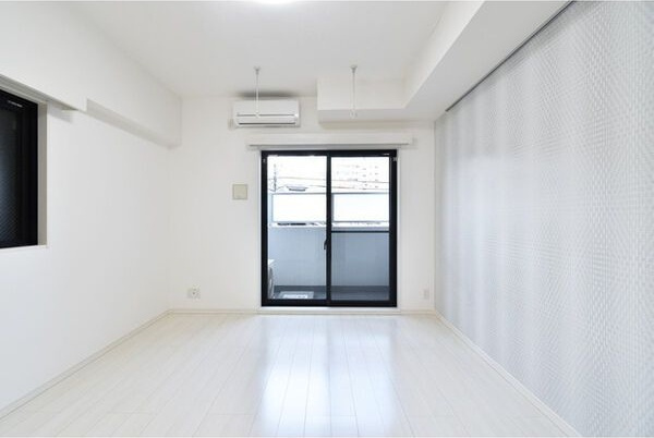 Cion Nagoya meiekiの居間・リビング