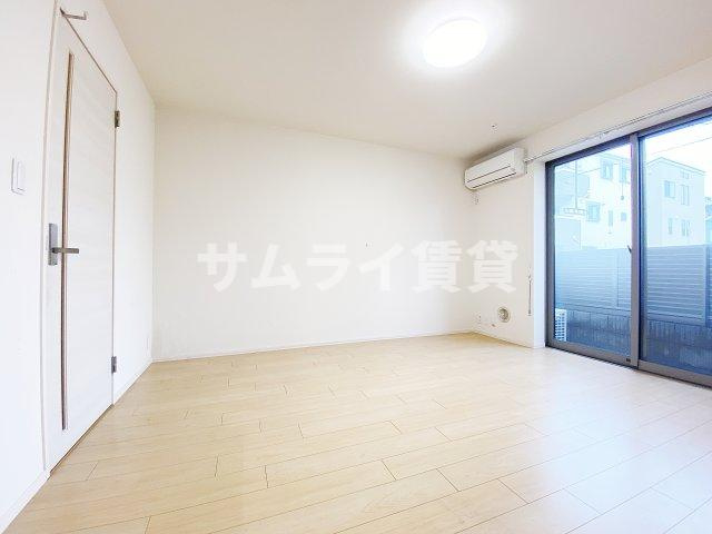 Evergarden千種IIの居間・リビング