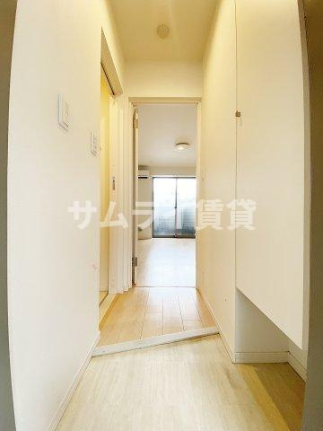 Evergarden千種IIの玄関