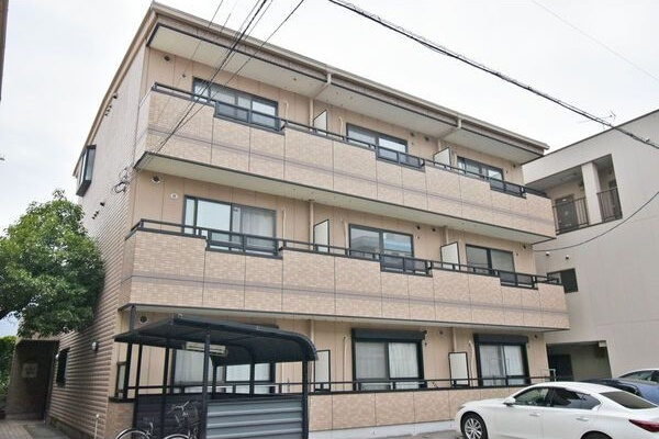 HAST堀田の外観