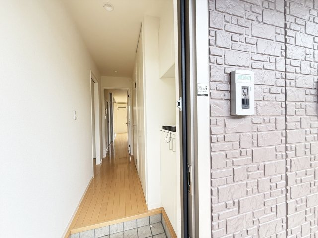 シャーメゾン万々Ⅱの玄関