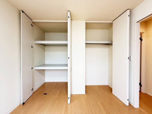 シャーメゾン万々Ⅱの収納