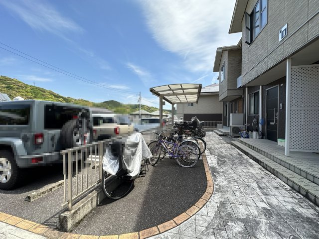 シャーメゾン万々Ⅱのエントランス