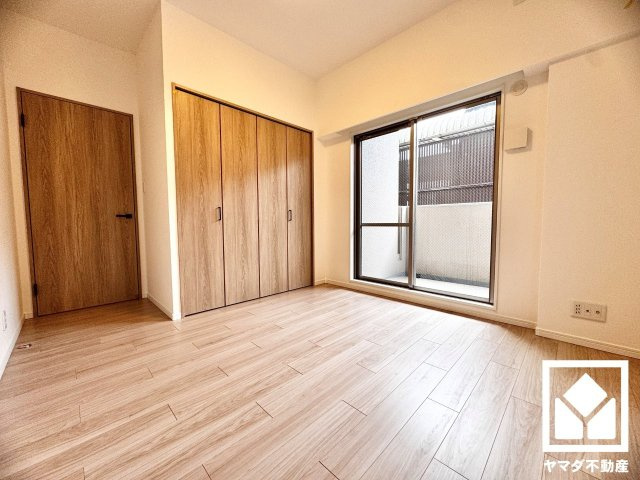 ネバーランド伏見丹波橋の洋室