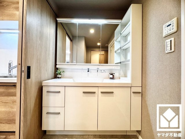 ネバーランド伏見丹波橋の独立洗面台