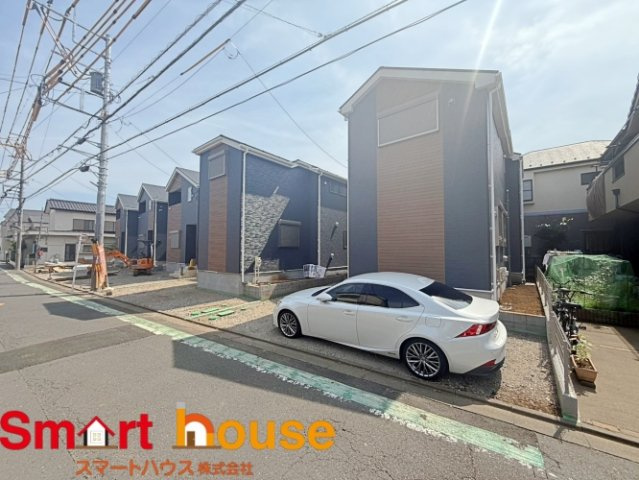 東村山市秋津町　新築5棟の外観