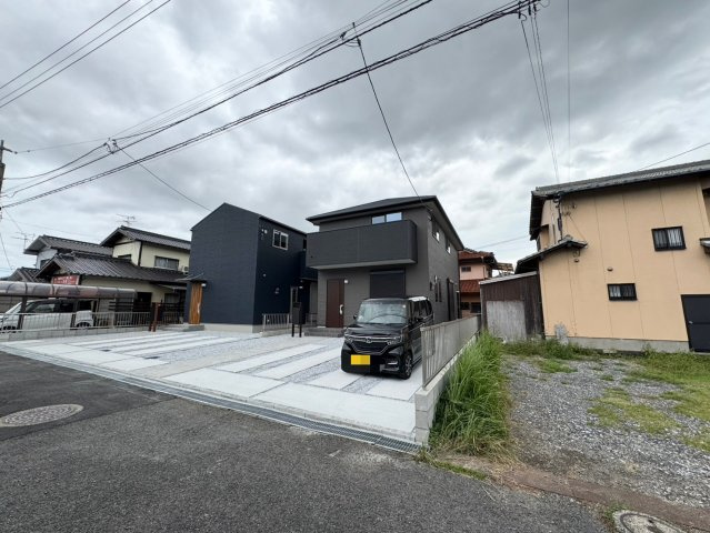 SUN COURTーサンコート－小倉南区中貫2丁目【小倉南区　新築戸建て】の前面道路含む現地写真|スーパーコンビニ徒歩圏内で買い物も便利♪【小倉南区　新築戸建て】