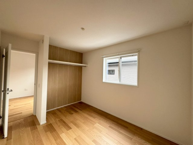 SUN COURTーサンコート－小倉南区中貫2丁目【小倉南区　新築戸建て】の洋室|2階６帖洋室にはクローゼット完備♪　【小倉南区　新築戸建て】