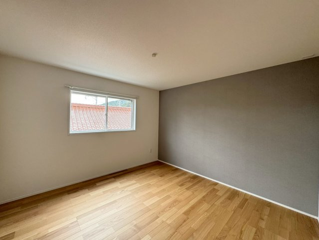 SUN COURTーサンコート－小倉南区中貫2丁目【小倉南区　新築戸建て】の洋室|主寝室にもなる広々とした洋室は8帖♪こちらには大容量のWIC完備♪　【小倉南区　新築戸建て】