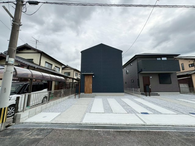 SUN COURTーサンコート－小倉南区中貫2丁目【小倉南区　新築戸建て】の駐車場|駐車スペース並列２台【小倉南区　新築戸建て】