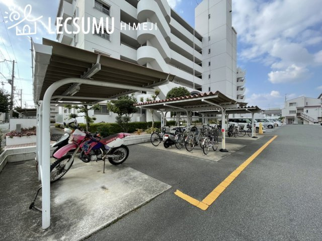 第五恵美酒マンションの駐輪場