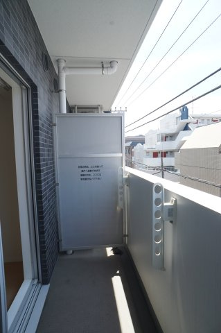 エスティメゾン南行徳のバルコニー