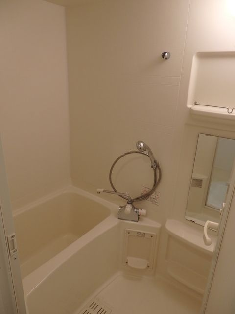 カレント茶屋が坂の浴室