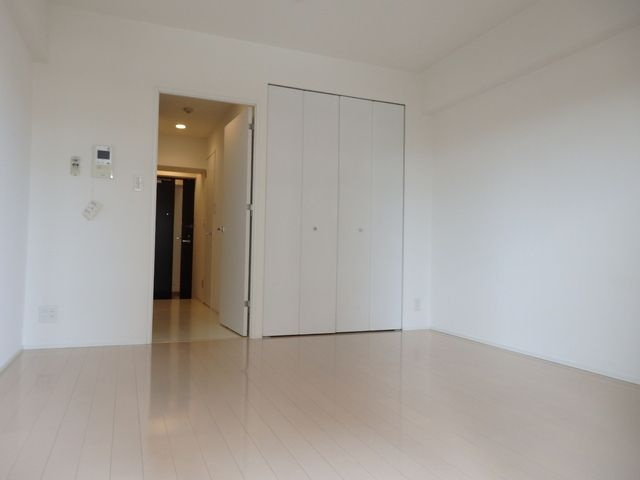 カレント茶屋が坂の内装