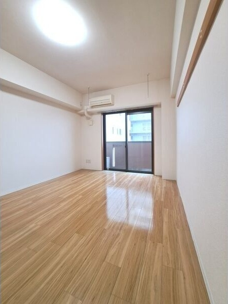 グラン・シャリオ日比野の居間・リビング