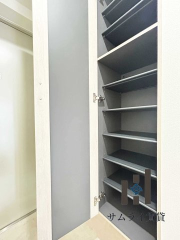 ジェネラーダの玄関