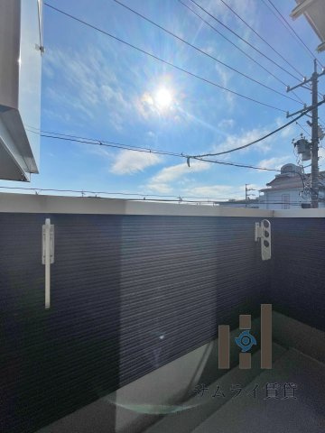 スヴニール伝馬のバルコニー