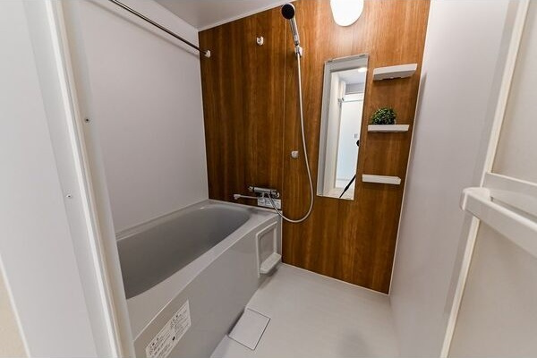 ドゥナーレ名駅西の浴室