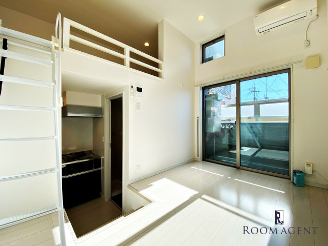 ドミトリー上高畑の居間・リビング