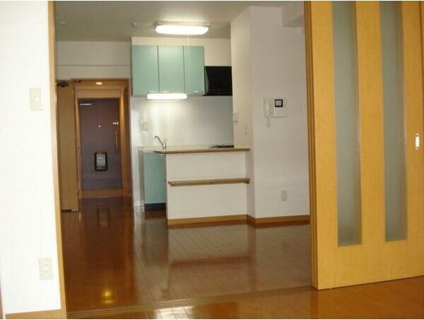 ハイリスベーネ池下の内装