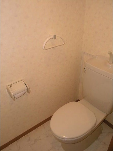 ハイリスベーネ池下のトイレ