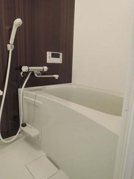 バステトこがねの浴室