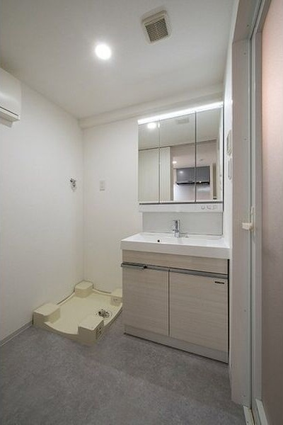 プレイス白壁の洗面所