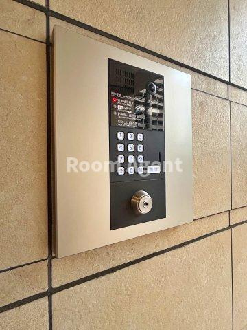 ベルビレッジ覚王山のエントランス